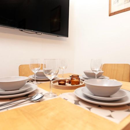 Beautiful 3 Bedroom Flat In Scott Ellis Gardens لندن المظهر الخارجي الصورة